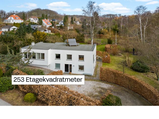 Rundforbivej 77, Trørød, 2950 Vedbæk
